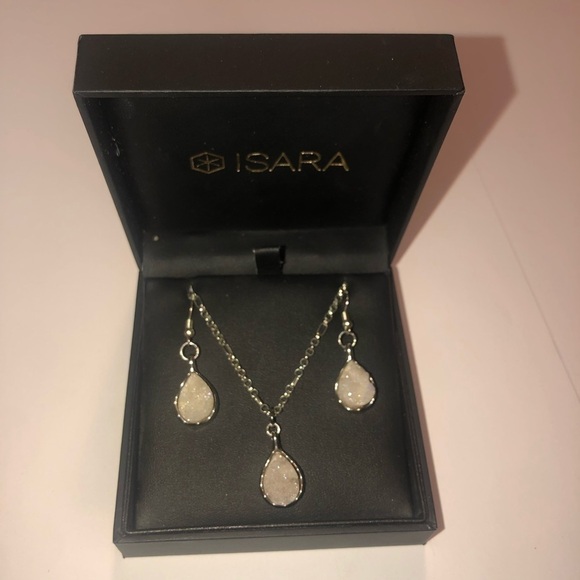 ISARA White Druzy Necklace & Earrings Set Silver Tone Costume Jewelry - Picture 2 of 8
